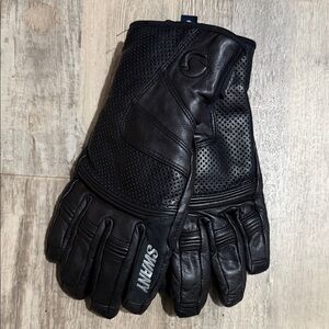 Swamy Black Leather Men's Gloves